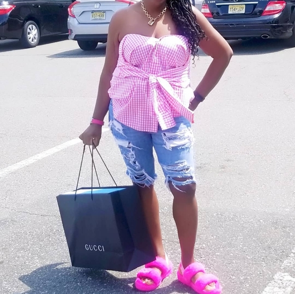 Meet your Posher, Melanie - Picture 13 of 16